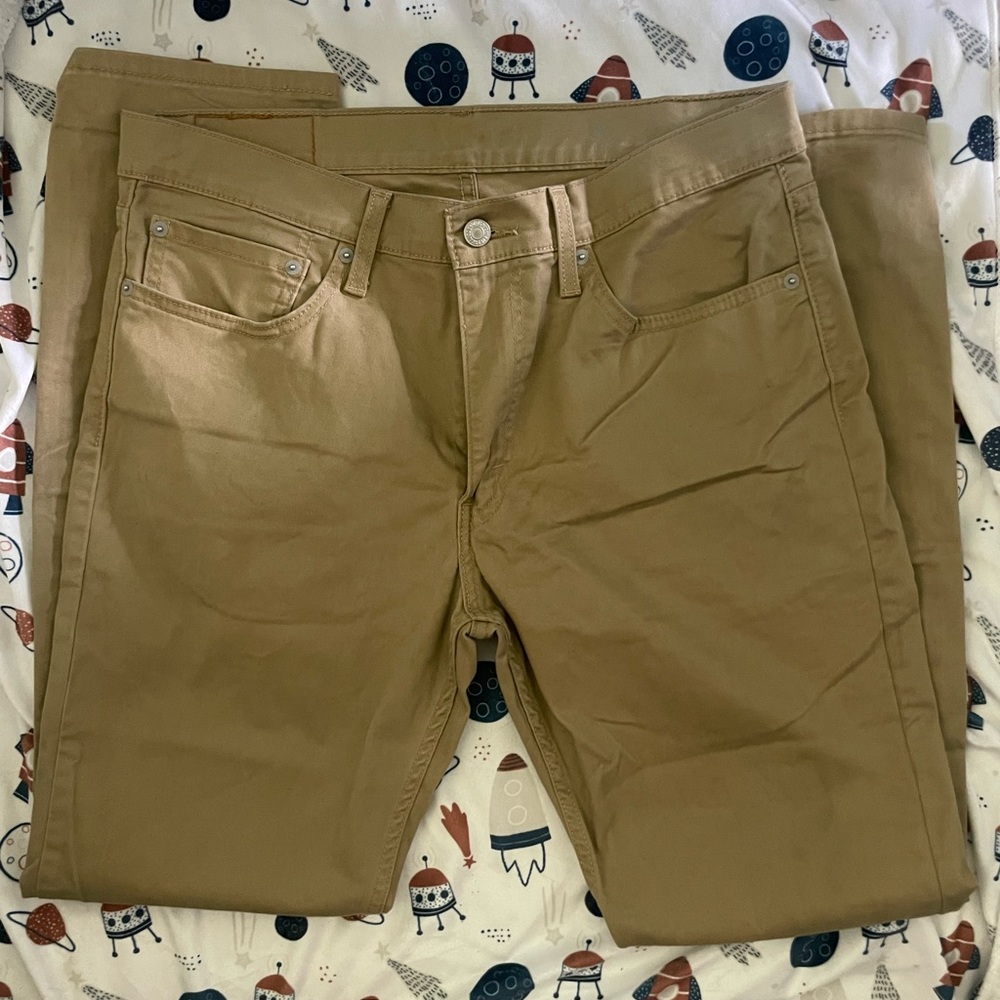 Mens Levi slim 511 jeans.